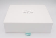 Load image into Gallery viewer, VT x BTS L'ATELIER des SUBTILS Eau de Vert Repacking w/ BTS Photocards - Limited Edition