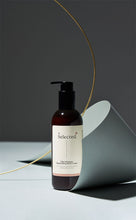 Load image into Gallery viewer, BY SELECTED ULTRA MOISTURE REPLENISHING BODY CREAM 10.14 FL OZ

